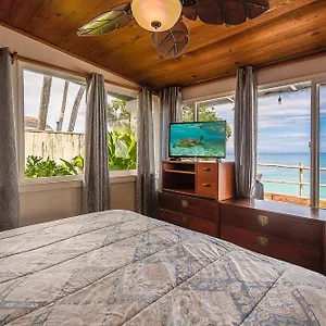 hawaii-oceanfront-beach-house-paradise-on-the-beach.hotelsinhawaii.org/